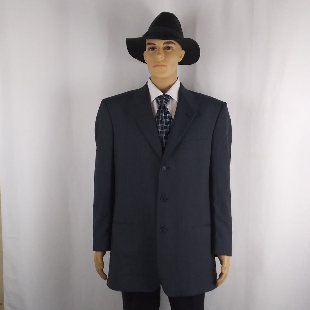Liz Claiborne pinstripe sports coat men's size L (41R)